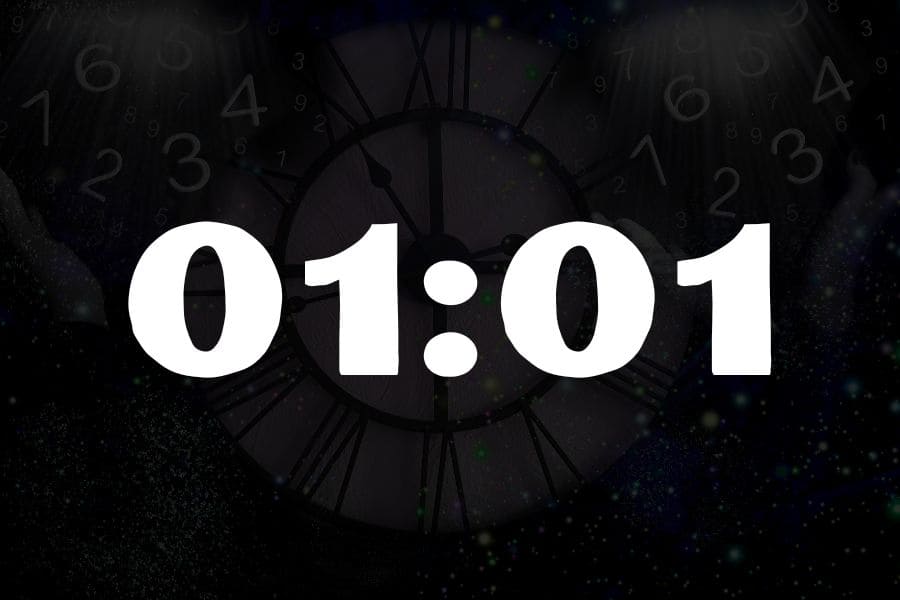 Quando você começa a ver Horas Iguais 01:01 com certa frequência, é natural querer descobrir o que isso significa.