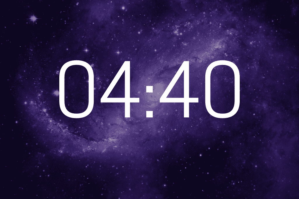 As horas iguais 04:04 também possuem um significado associado ao despertar espiritual.